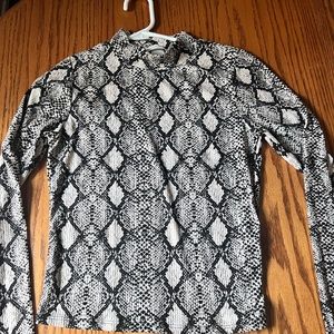 Mock neck skin print long sleeve